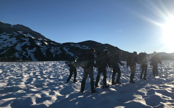 mountaineering lessons for adults in oregon